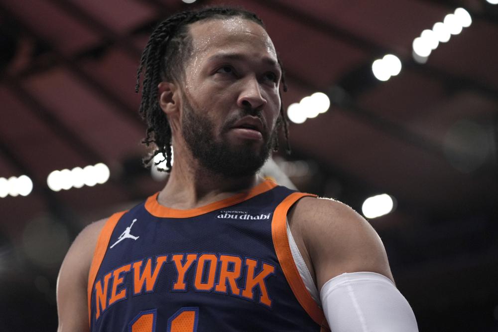 前锋李磊凭 前锋李磊凭