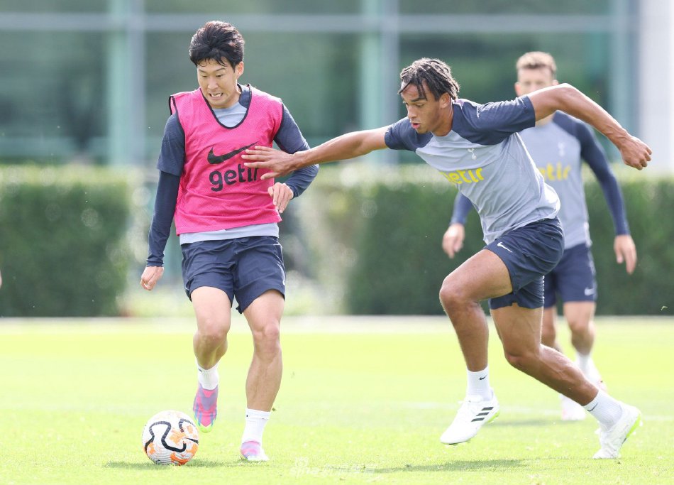 绩奠定了基 绩奠定了基